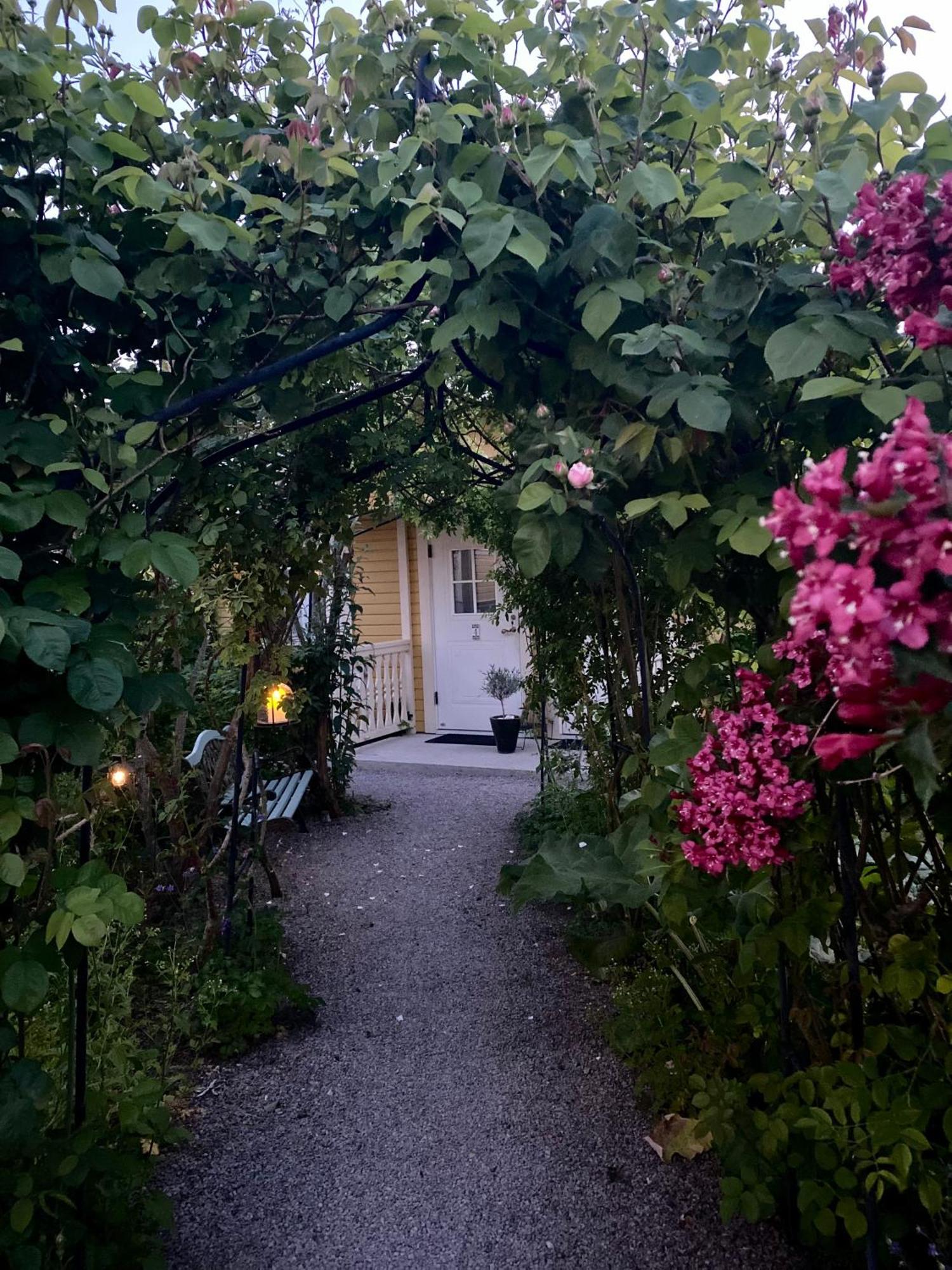 Villa Sol B&B And Hostel ボリホルム エクステリア 写真